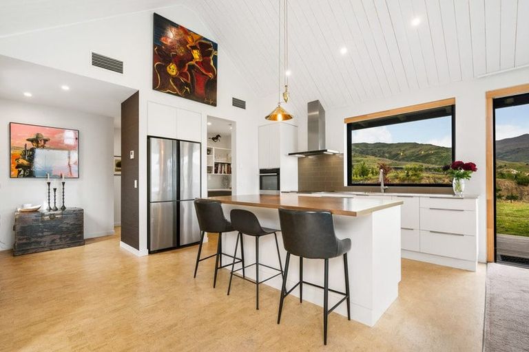 Photo of property in 112 Hall Road, Bannockburn, Cromwell, 9384