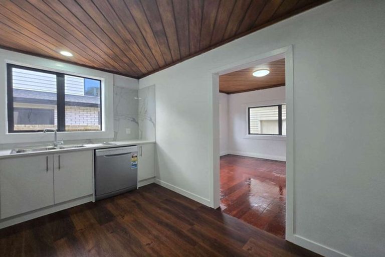 Photo of property in 1 Bledisloe Street, Papatoetoe, Auckland, 2104
