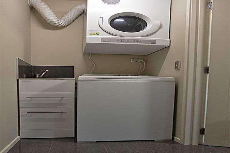 Photo of property in 108b Arthur Street, Dunedin Central, Dunedin, 9016