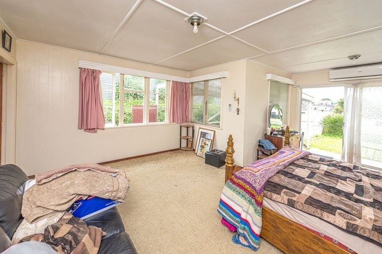 Photo of property in 53 Swiss Avenue, Gonville, Whanganui, 4501
