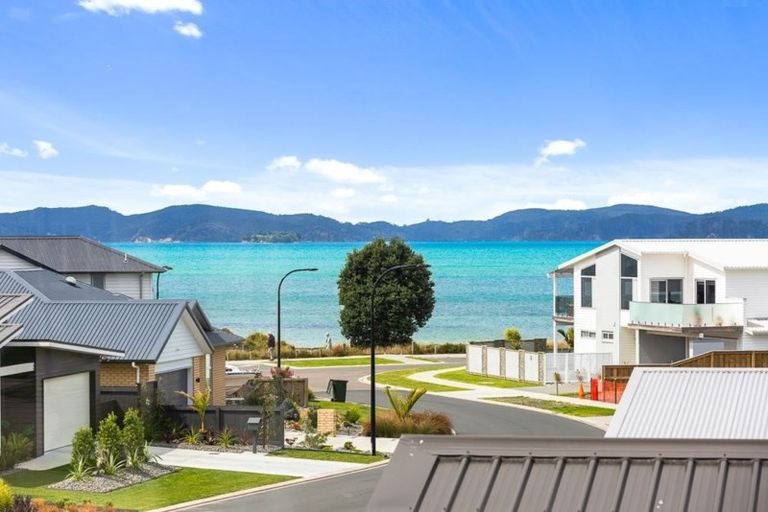 Photo of property in 15 Trevally Place, Snells Beach, 0920