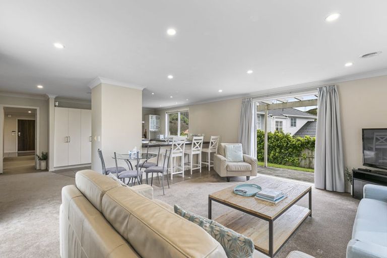Photo of property in 5 Winsley Terrace, Churton Park, Wellington, 6037