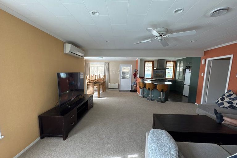 Photo of property in 18 Park Road, West End, Palmerston North, 4412