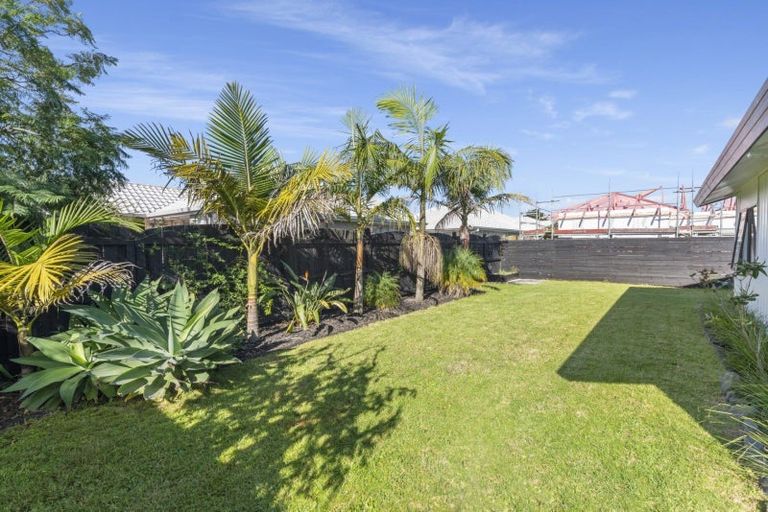 Photo of property in 4 Mardi Place, Mount Maunganui, 3116