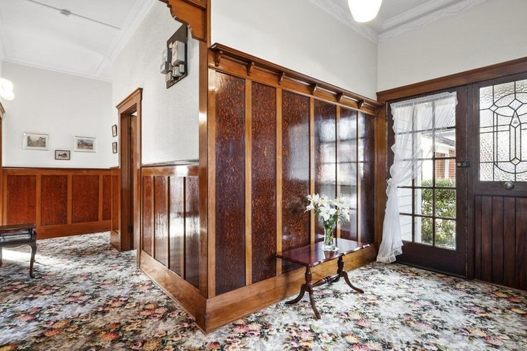 Photo of property in 194 Gladstone Road, Dalmore, Dunedin, 9010