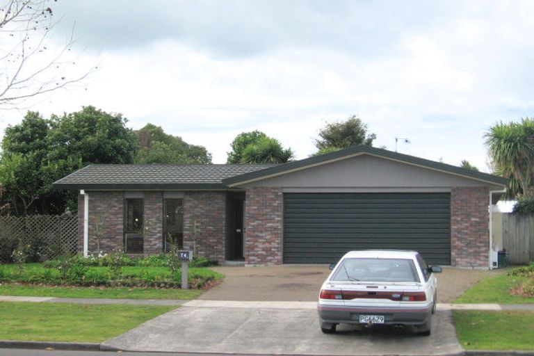 Photo of property in 74 Endeavour Avenue, Flagstaff, Hamilton, 3210