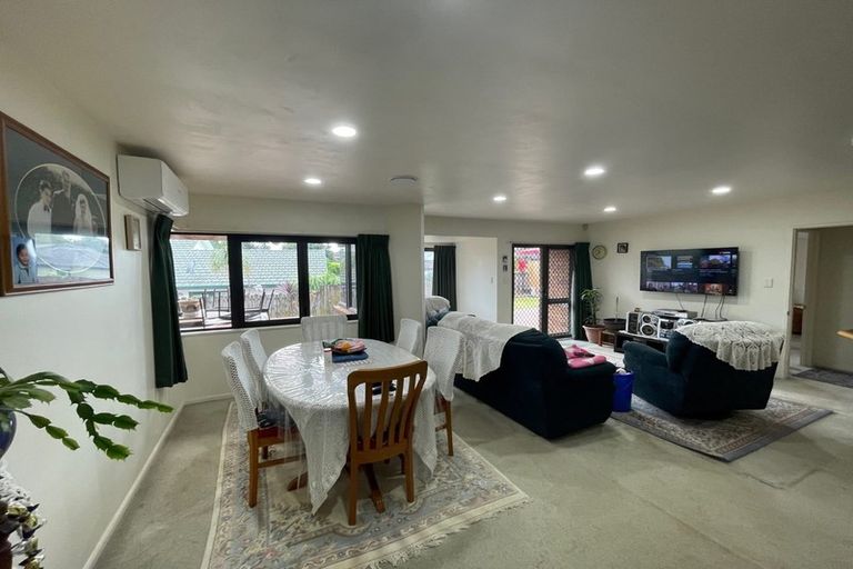 Photo of property in 43 Wairere Road, The Gardens, Auckland, 2105