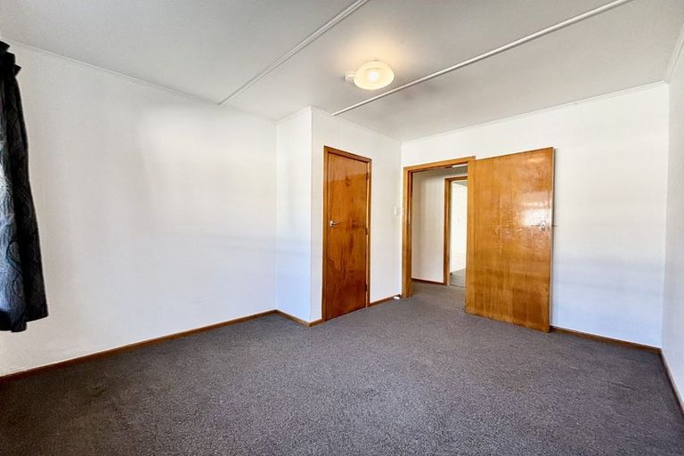 Photo of property in 105 Wise Street, Wainuiomata, Lower Hutt, 5014