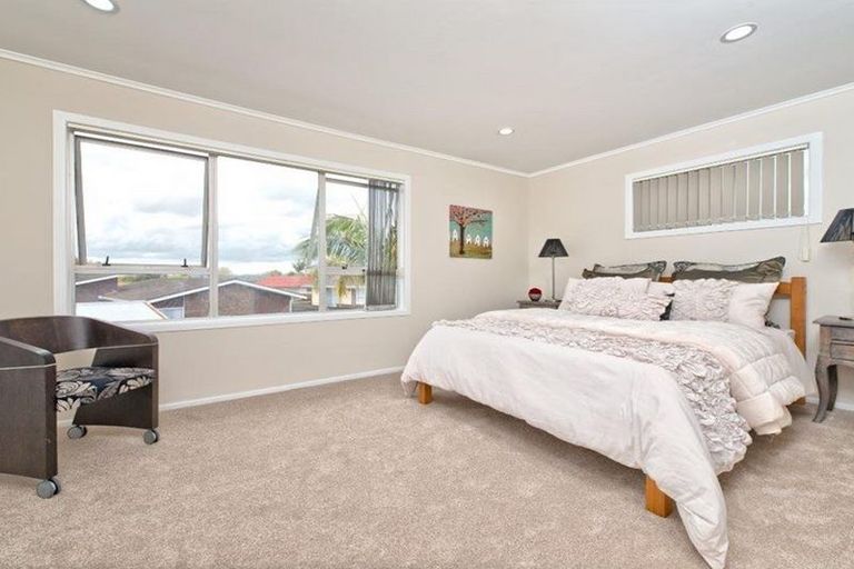 Photo of property in 33 Bexley Place, Pahurehure, Papakura, 2113