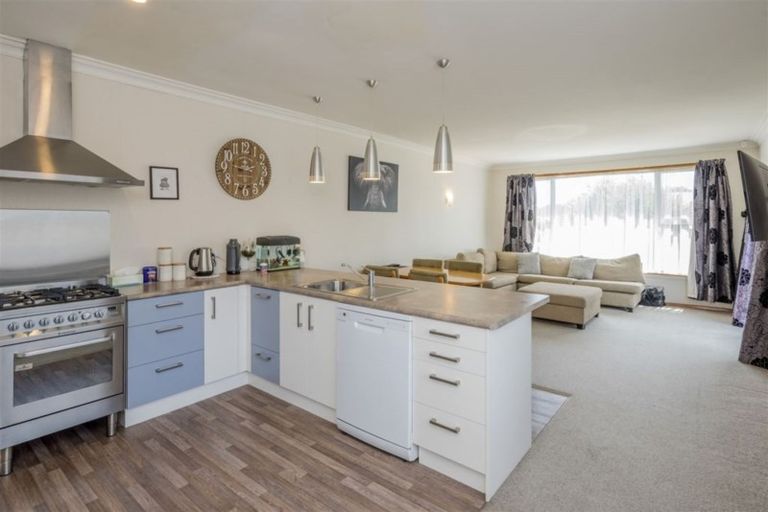 Photo of property in 7 Clark Street, Levin, 5510