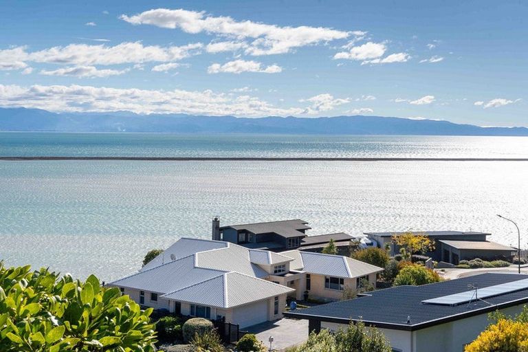 Photo of property in 10 Mana Heights, Marybank, Nelson, 7010