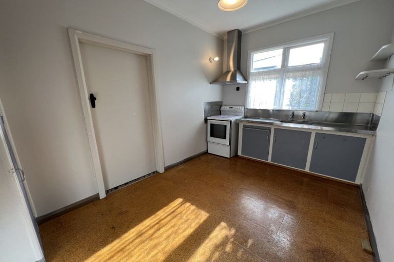 Photo of property in 5 Manuka Street, Hokowhitu, Palmerston North, 4410