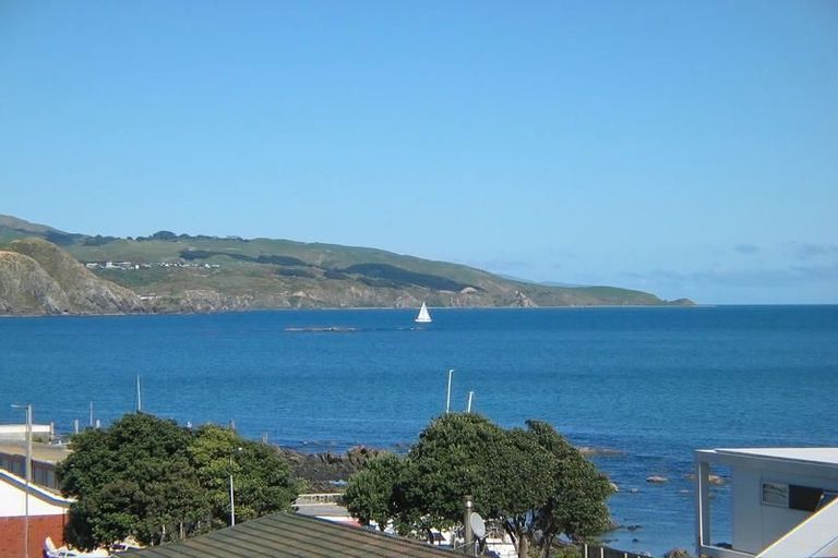 Photo of property in 5 Gordon Road, Plimmerton, Porirua, 5026