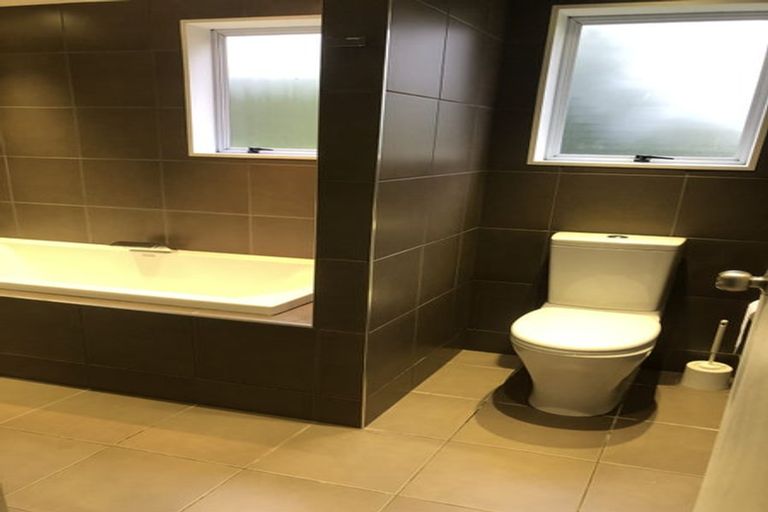 Photo of property in 987 Tuhikaramea Road, Ngahinapouri, Hamilton, 3290