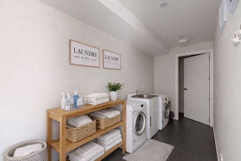 Photo of property in St Andrews Park, 42b Highview Terrace, Queenstown, 9300