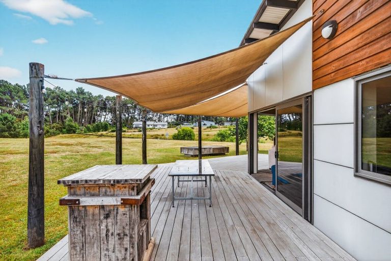 Photo of property in 16 Wai Matangi Place, Motuoapa, 3382