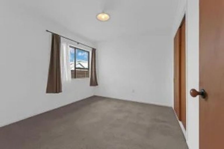 Photo of property in 3/73 Harris Street, Pukekohe, 2120