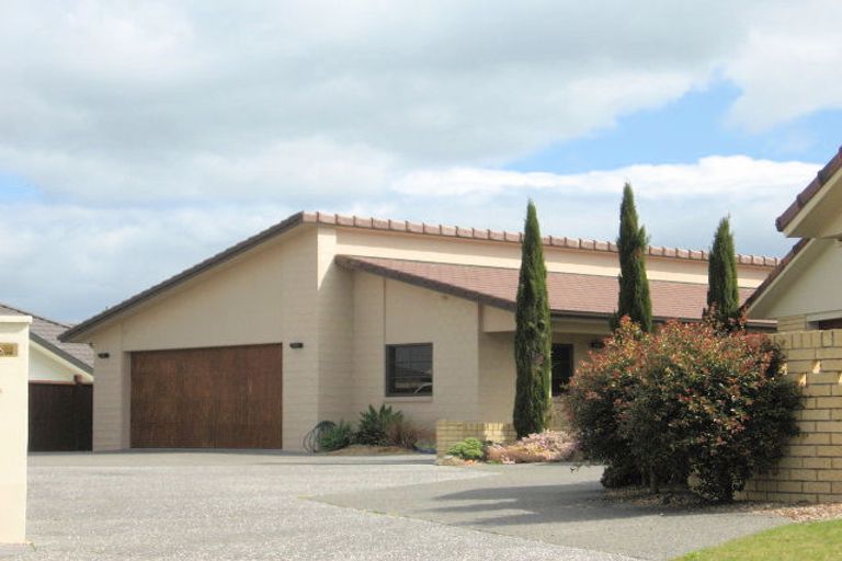 Photo of property in 8 Cayman Key, Papamoa Beach, Papamoa, 3118