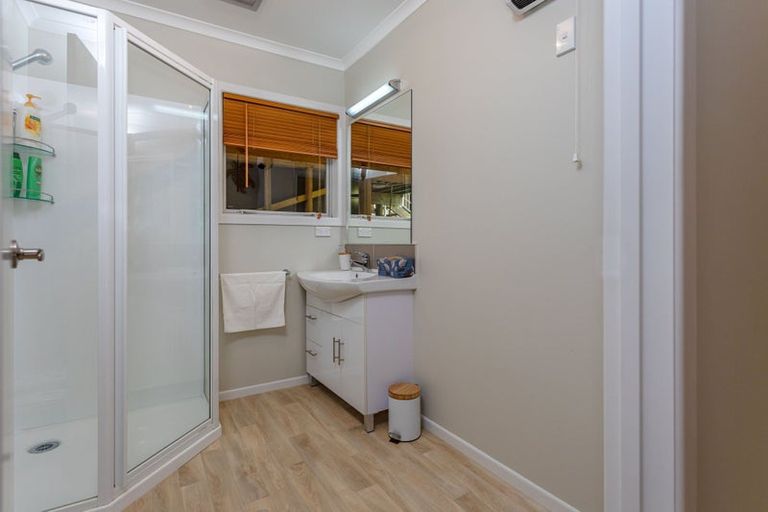 Photo of property in 56 Puriri Road, Te Kouma, Coromandel, 3581