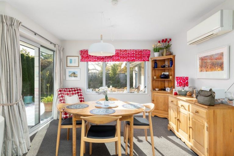 Photo of property in 33 Carmichael Street, Rangiora, 7400