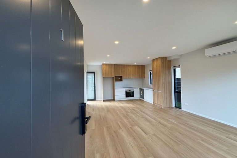 Photo of property in 1/13 Thomas Road, Mangere, Auckland, 2022