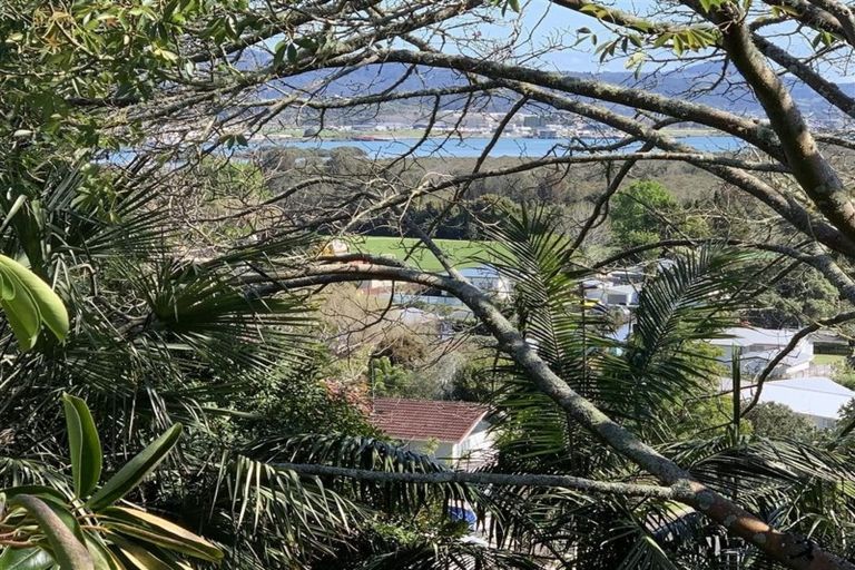 Photo of property in 16 Handforth Street, Onerahi, Whangarei, 0110