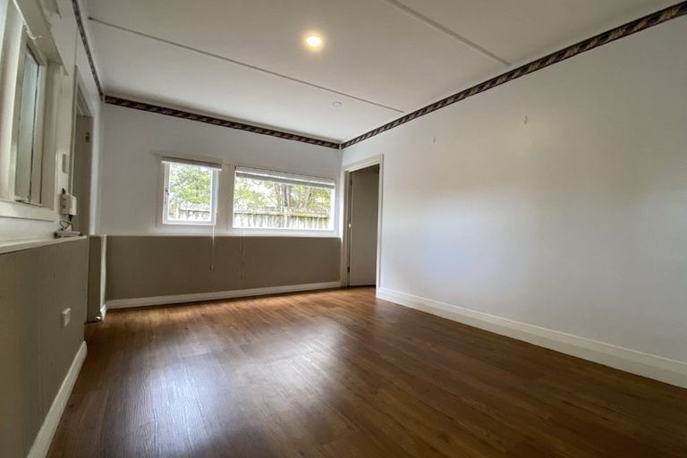 Photo of property in 6 Brighton Terrace, Murrays Bay, Auckland, 0630