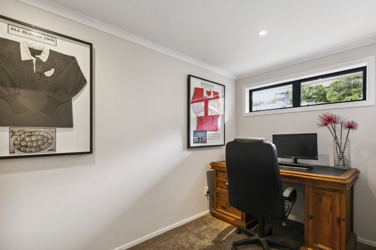 Photo of property in 71 Amapur Drive, Ngaio, Wellington, 6035