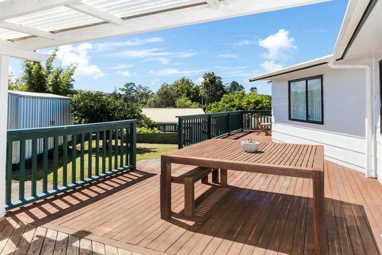 Photo of property in 35 Rangitane Loop Road, Kerikeri, 0294