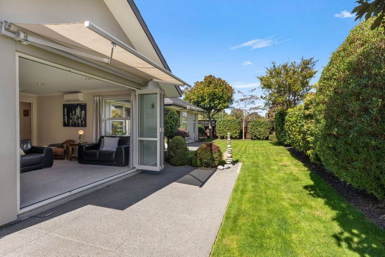 Photo of property in 21 Hyde Place, Halswell, Christchurch, 8025