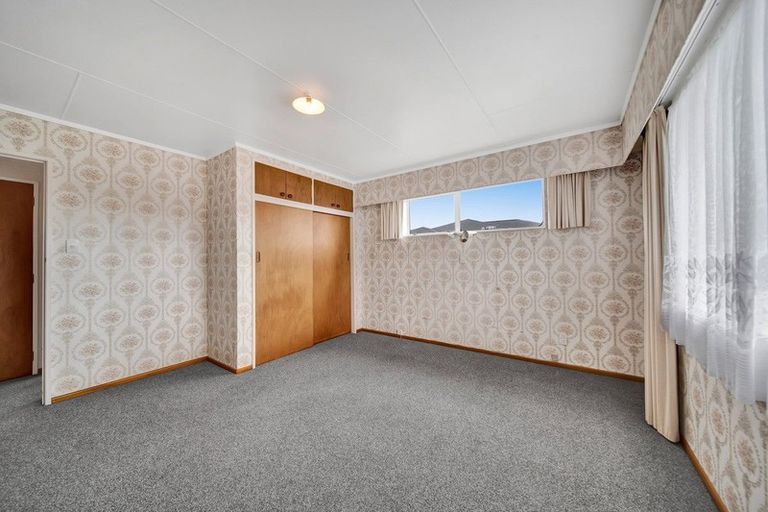 Photo of property in 19 Milmoe Street, Hawera, 4610