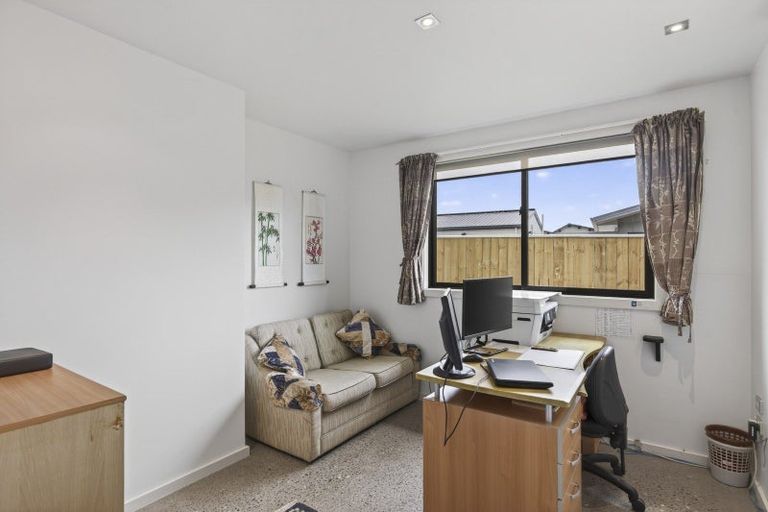 Photo of property in 4 Iwanui Close, Waitara, 4320