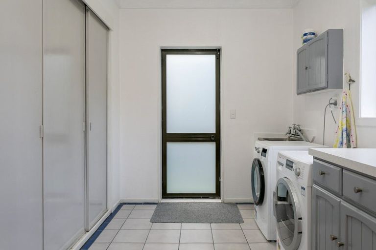 Photo of property in 744 Acacia Bay Road, Acacia Bay, Taupo, 3330