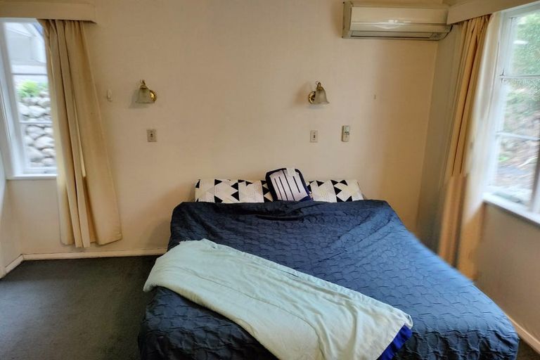 Photo of property in 49 Ponsonby Road, Karori, Wellington, 6012