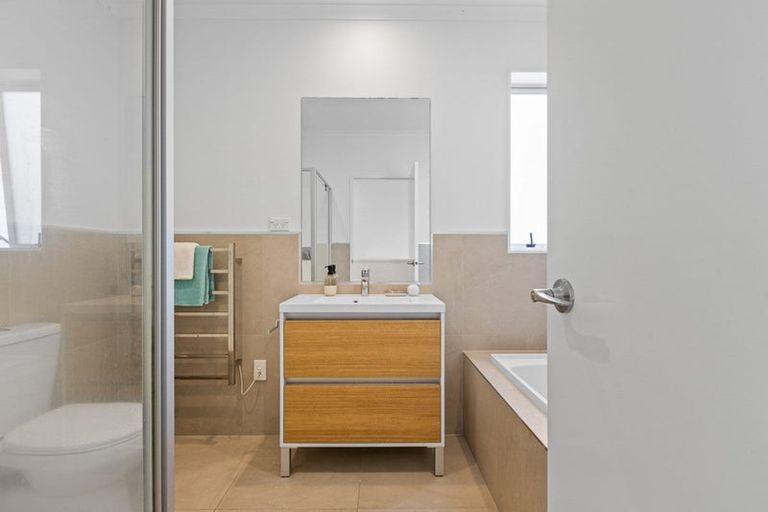 Photo of property in 63 Whenuapai Drive, Whenuapai, Auckland, 0618