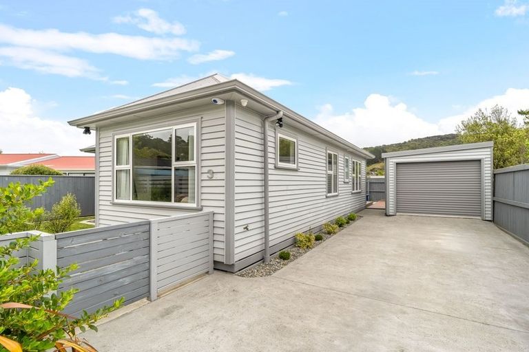 Photo of property in 3c Moohan Street, Wainuiomata, Lower Hutt, 5014