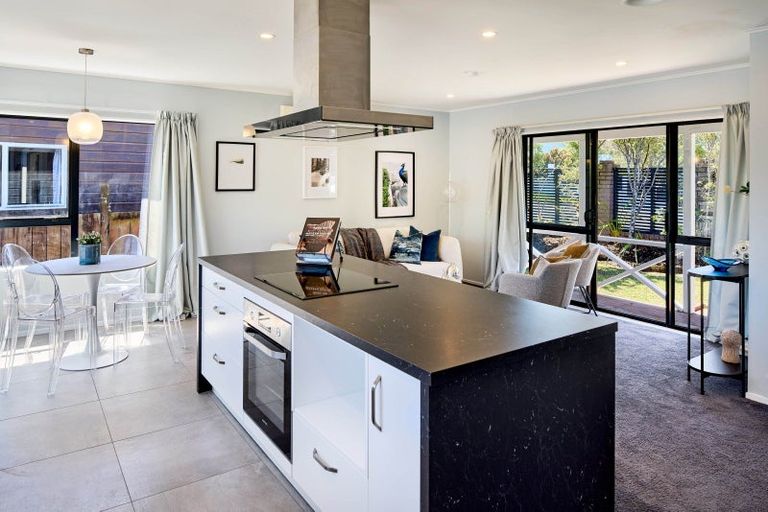 Photo of property in 301 Maungaraki Road, Maungaraki, Lower Hutt, 5010