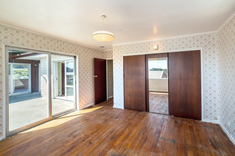 Photo of property in 13 Rembrandt Avenue, Tawa, Wellington, 5028