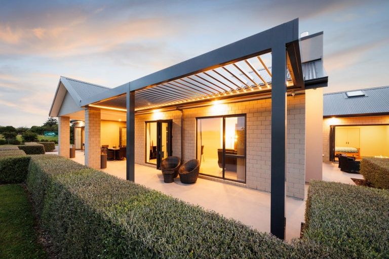 Photo of property in 581 Lethbridge Road, Halcombe, Feilding, 4775