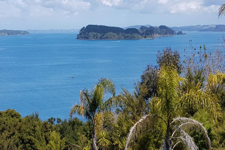 Photo of property in 12 Elizabeth Point Road, Kawau Island, 0920