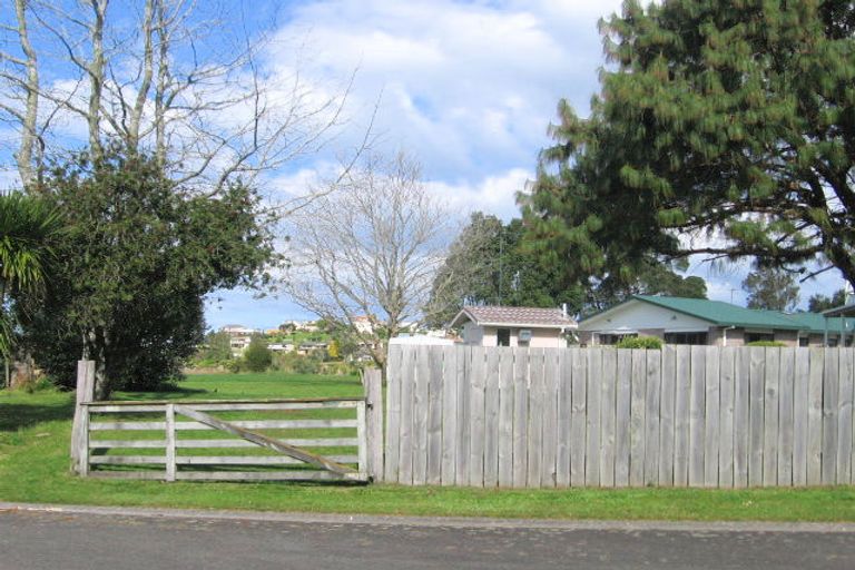 Photo of property in 173 Durrant Drive, Whangamata, 3620