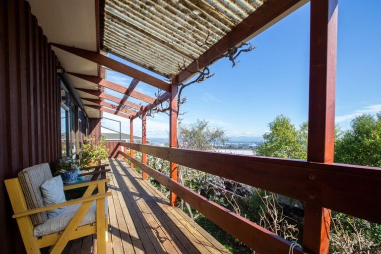 Photo of property in 83 Arapiki Road, Stoke, Nelson, 7011