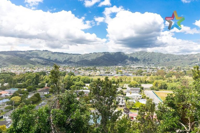 Photo of property in 7b Gurney Road, Kelson, Lower Hutt, 5010