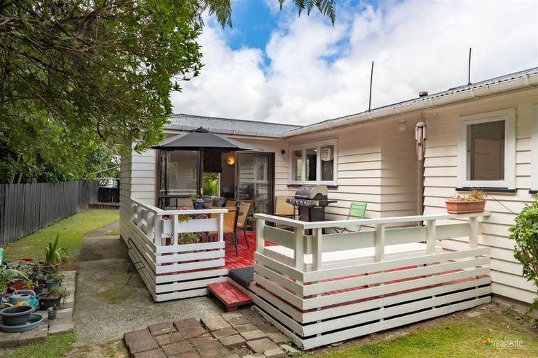 Photo of property in 42 Sunshine Crescent, Kelson, Lower Hutt, 5010