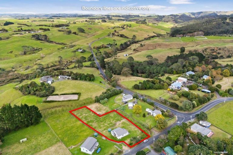 Photo of property in 8 Colbeck Road, Awhitu, 2684
