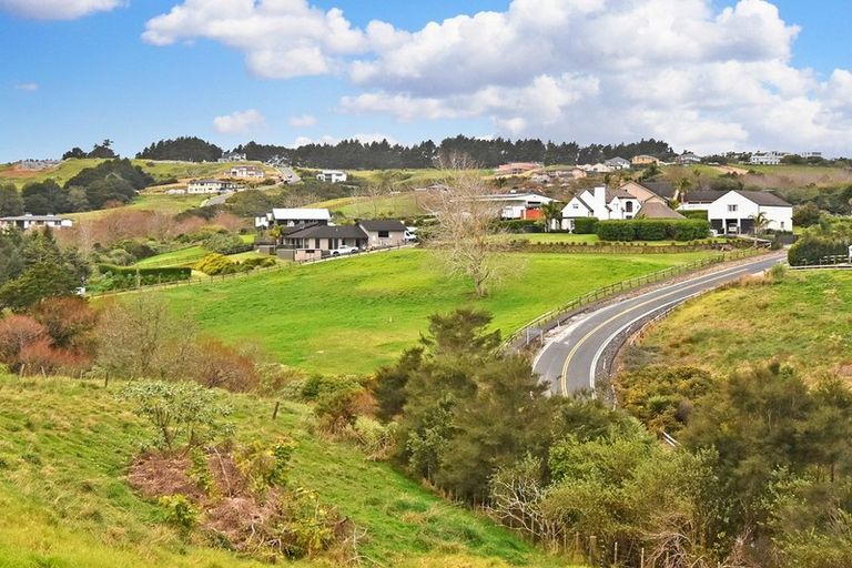 Photo of property in 12 Regis Lane, Flat Bush, Auckland, 2019