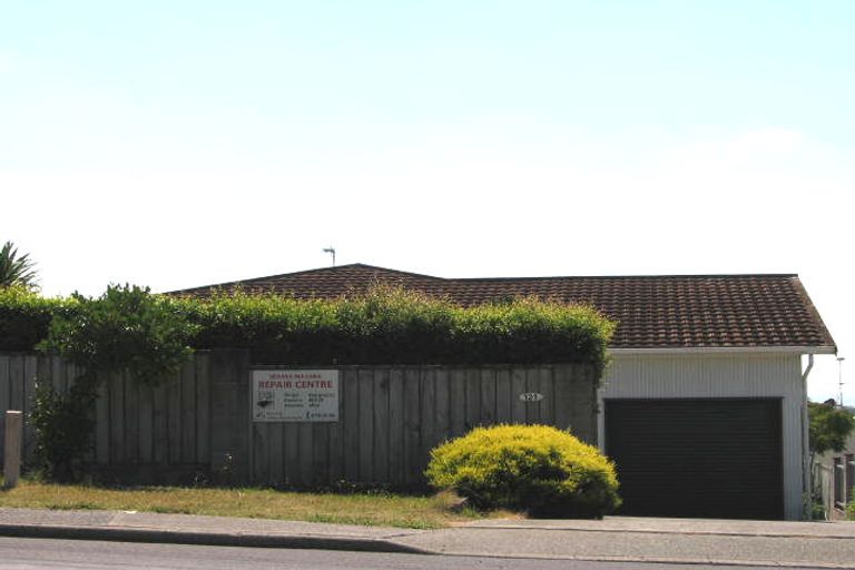 Photo of property in 121 Carlisle Road, Northcross, Auckland, 0632