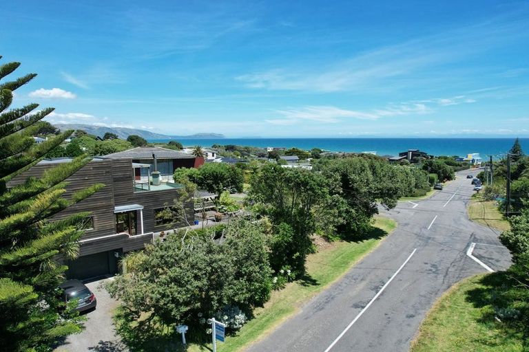 Photo of property in 18 Jeep Road, Raumati South, Paraparaumu, 5032