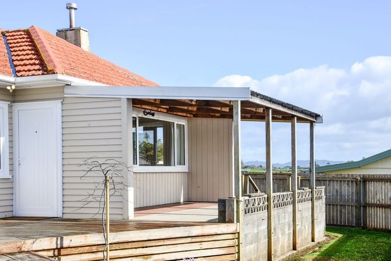 Photo of property in 14a Baverstock Road, Nawton, Hamilton, 3200