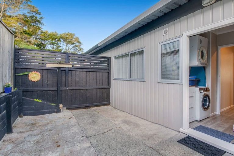 Photo of property in 1/25 Orion Place, Hillcrest, Auckland, 0627